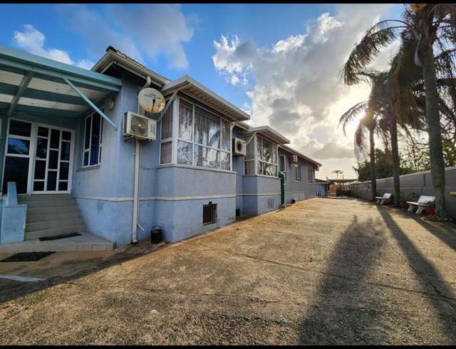 4 BEDROOM HOUSE FOR SALE IN WESTRIDGE